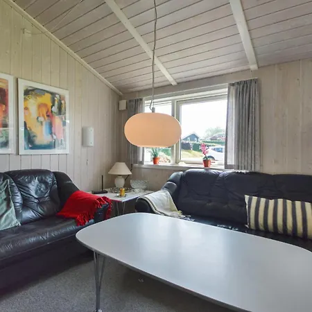 Дом отдыха Beautiful Home In Aabenraa With Sauna Обенро